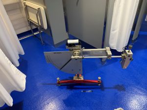 Testing a slippery epoxy floor for slip resistance with the pendulum DCOF tester
